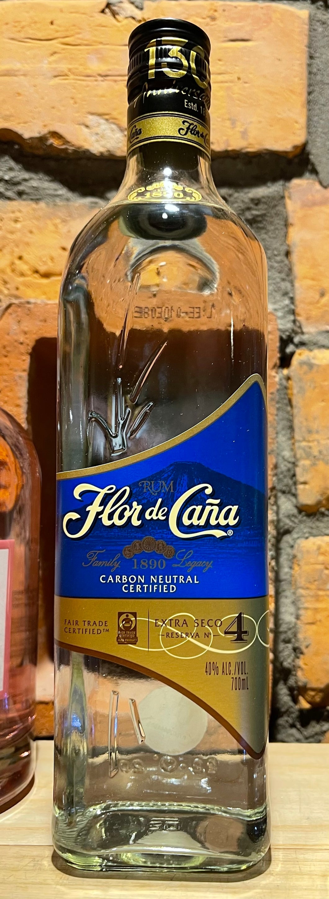 Flor de Cana 4YO Extra Dry Reserve Rum, 70cl
