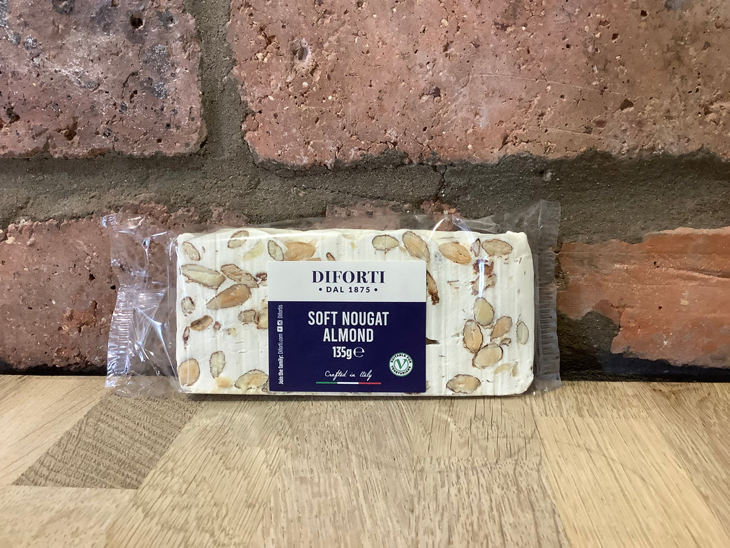 Diforti soft nougat almond 135g