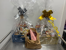 Load image into Gallery viewer, £55 Christmas Hamper
