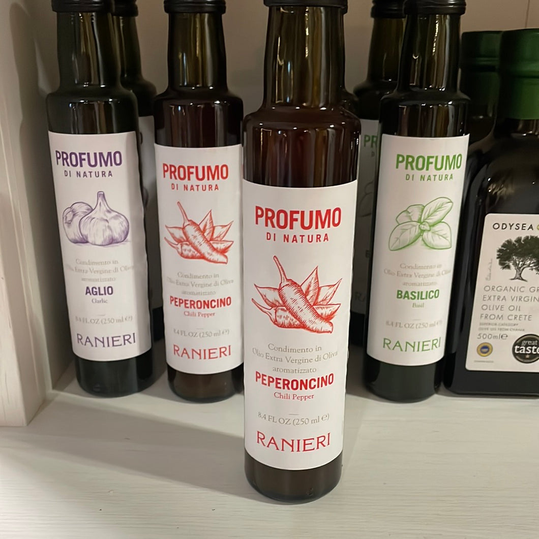 Profumo Italian Extra Virgin Olive Oil with Peperoncino Chili Pepper 250ml