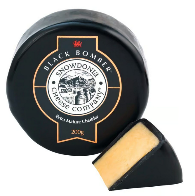 Black Bomber Snowdonia Cheese Company 200g