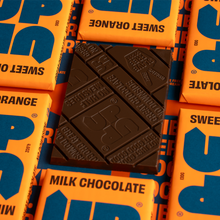 Load image into Gallery viewer, UP UP Sweet Orange Milk Chocolate Bar 120G/4.2OZ

