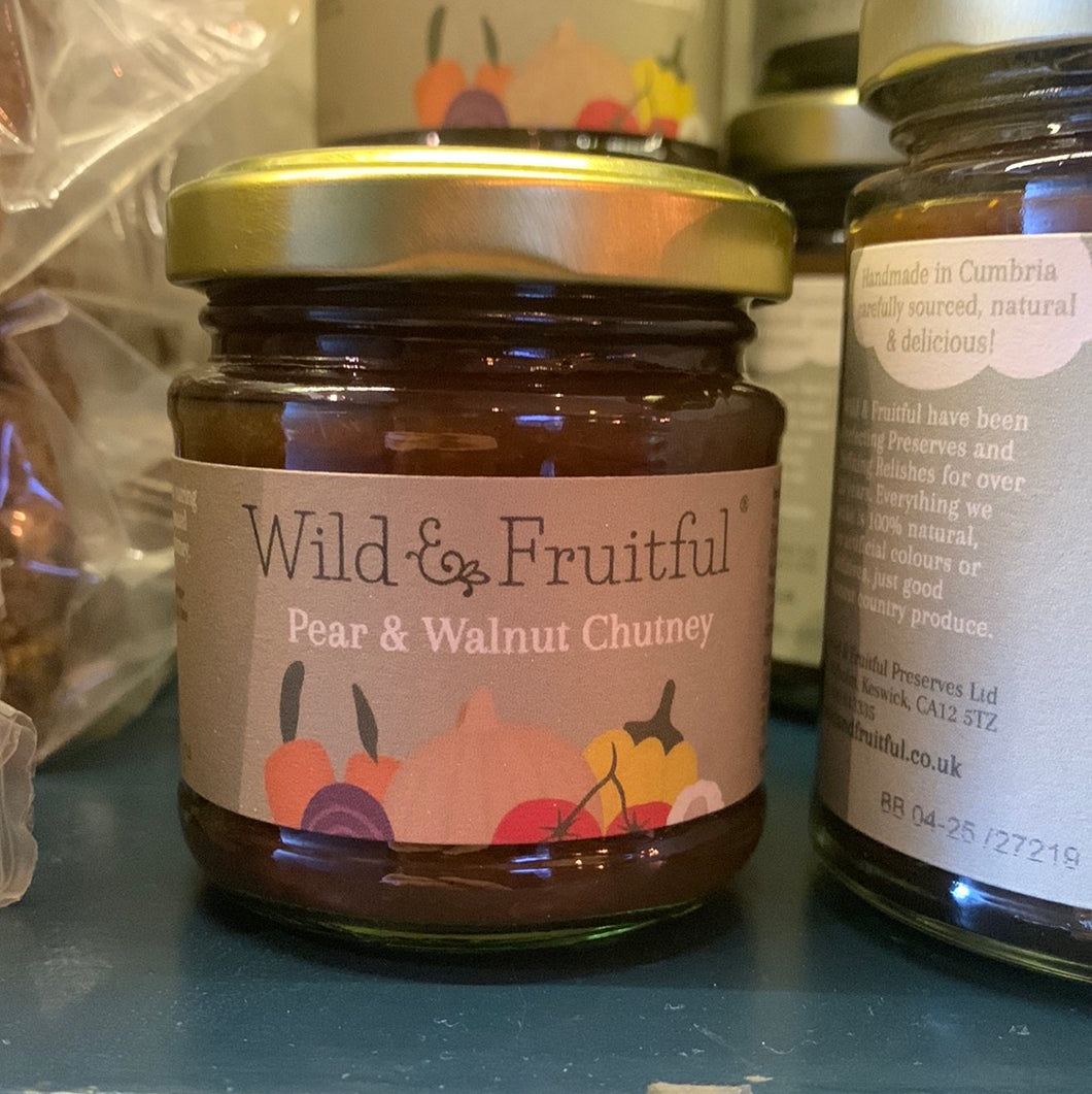 Wild & Fruitful Pear & Walnut Chutney - half jar 110g
